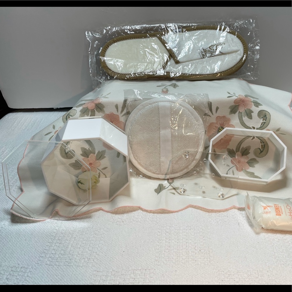 Bathroom set